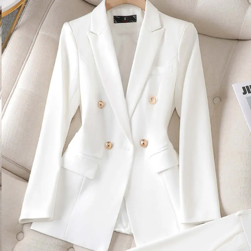 Women's Double-Breasted Blazer: Stylish & Versatile Outerwear
